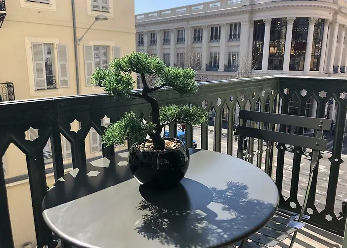 Jean Medecin - Modern Flat - Heart Of Center